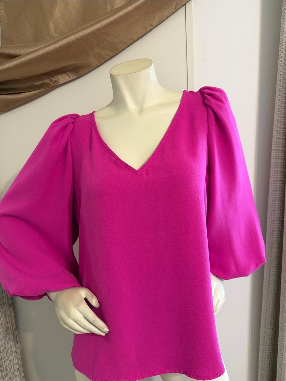 Trina Turk Bold Fuchsia V-Neck Puff Sleeve Blouse